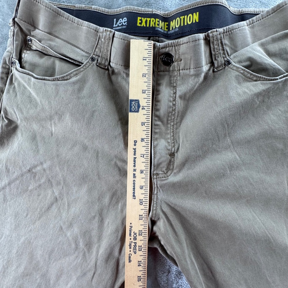 Lee Extreme Motion Pants Mens 44x32 Straight Taper Khaki Stretch Casual Work - Picture 6 of 13